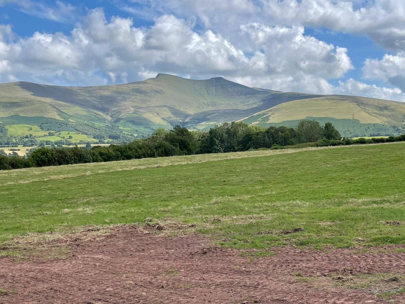 Little Cottage Of The Beacons Brecon Esterno foto